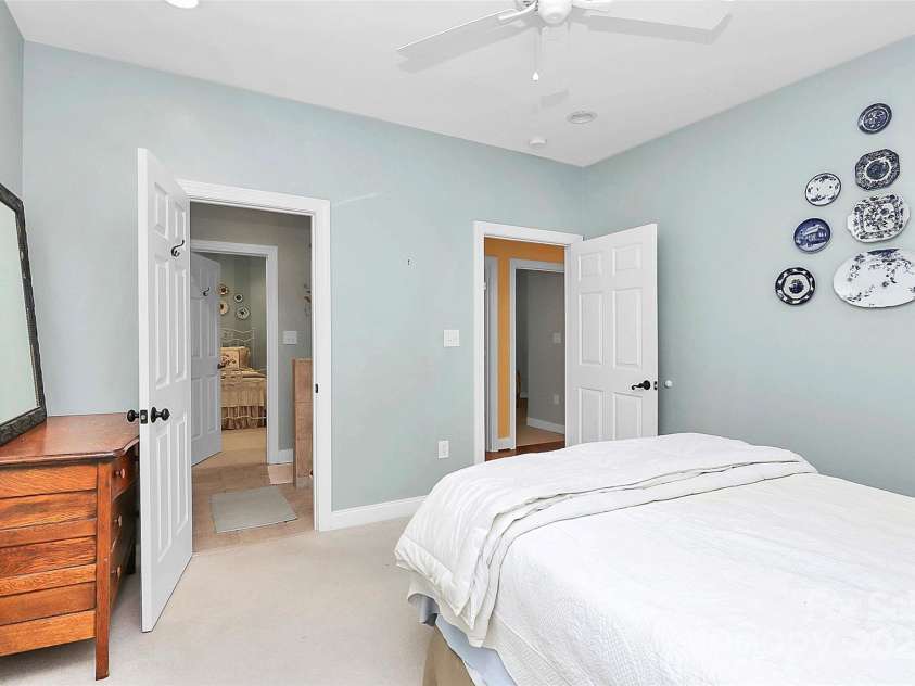 729 Lochaven Road, Waxhaw, NC 28173.  MLS# CAR4247691, YatesRealty ID 20031. 