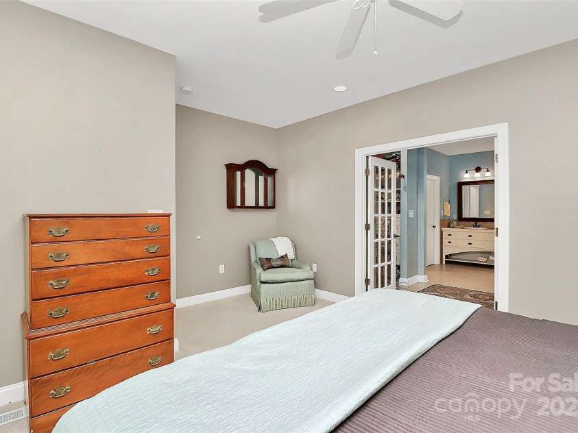 729 Lochaven Road, Waxhaw, NC 28173.  MLS# CAR4247691, YatesRealty ID 20031. 