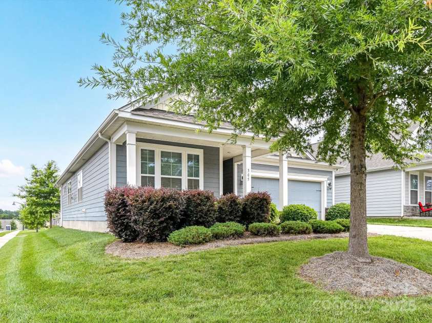 505 Belle Grove Drive, Lake Wylie, SC 29710.  MLS# CAR4263930, YatesRealty ID 20032. 