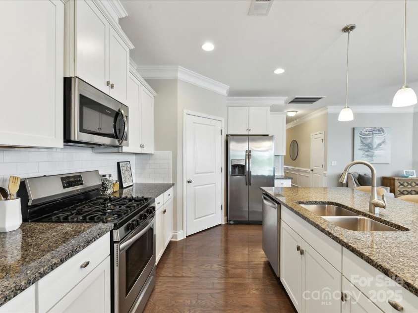 505 Belle Grove Drive, Lake Wylie, SC 29710.  MLS# CAR4263930, YatesRealty ID 20032. 