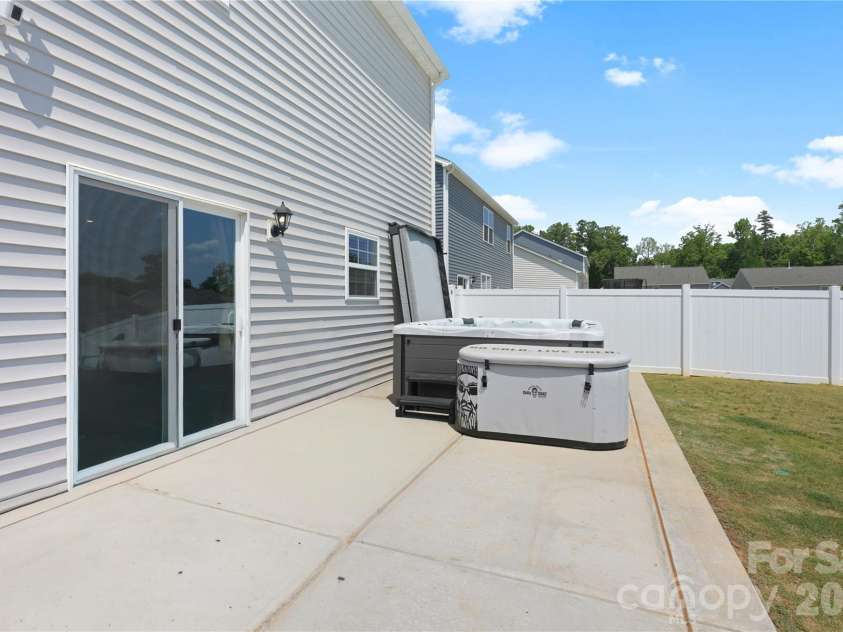 9223 Poquoson Drive, Gastonia, NC 28056.  MLS# CAR4374616, YatesRealty ID 20032. 