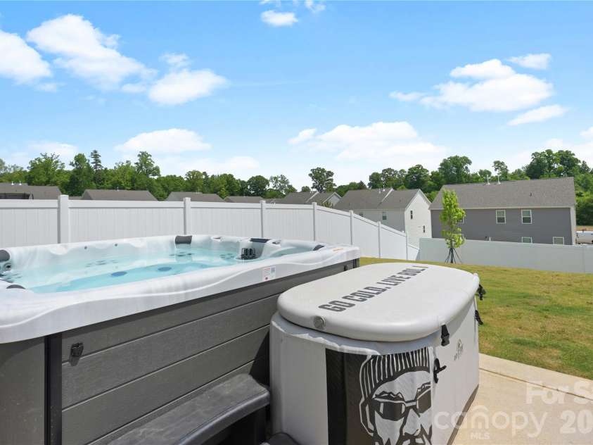 9223 Poquoson Drive, Gastonia, NC 28056.  MLS# CAR4374616, YatesRealty ID 20032. 