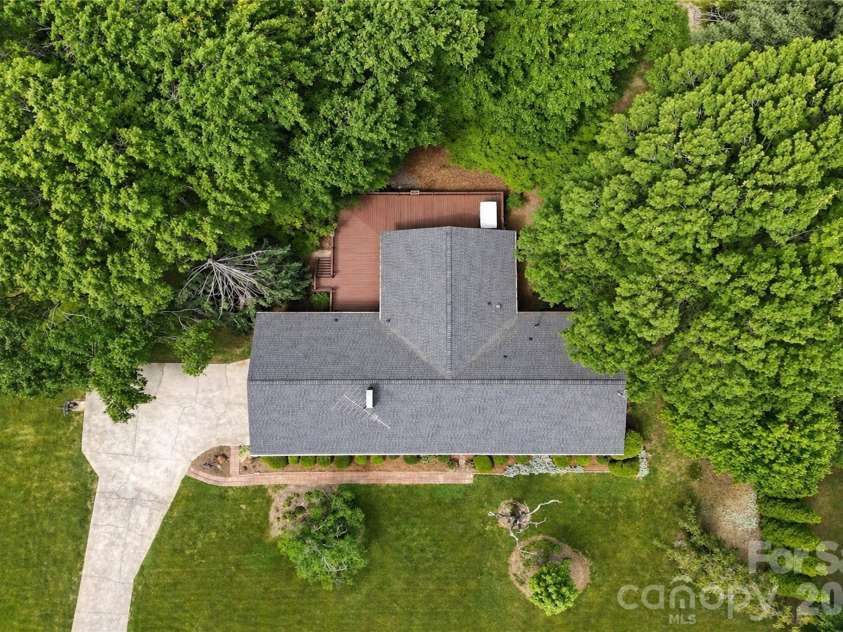 270 Lewis Ferry Road, Statesville, NC 28677.  MLS# CAR4374808, YatesRealty ID 20033. 