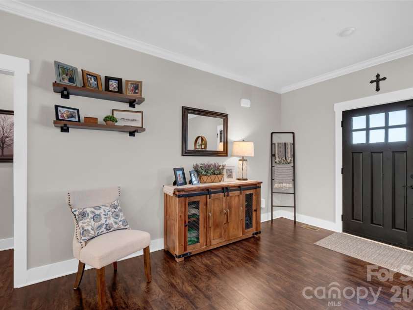 183 Falling Creek Drive, Statesville, NC 28625.  MLS# CAR4375812, YatesRealty ID 20034. 