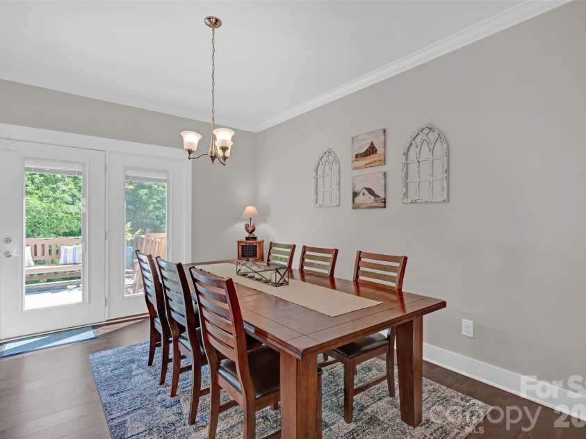 183 Falling Creek Drive, Statesville, NC 28625.  MLS# CAR4375812, YatesRealty ID 20034. 