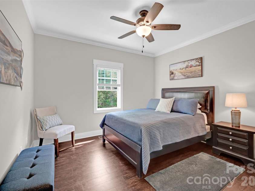 183 Falling Creek Drive, Statesville, NC 28625.  MLS# CAR4375812, YatesRealty ID 20034. 