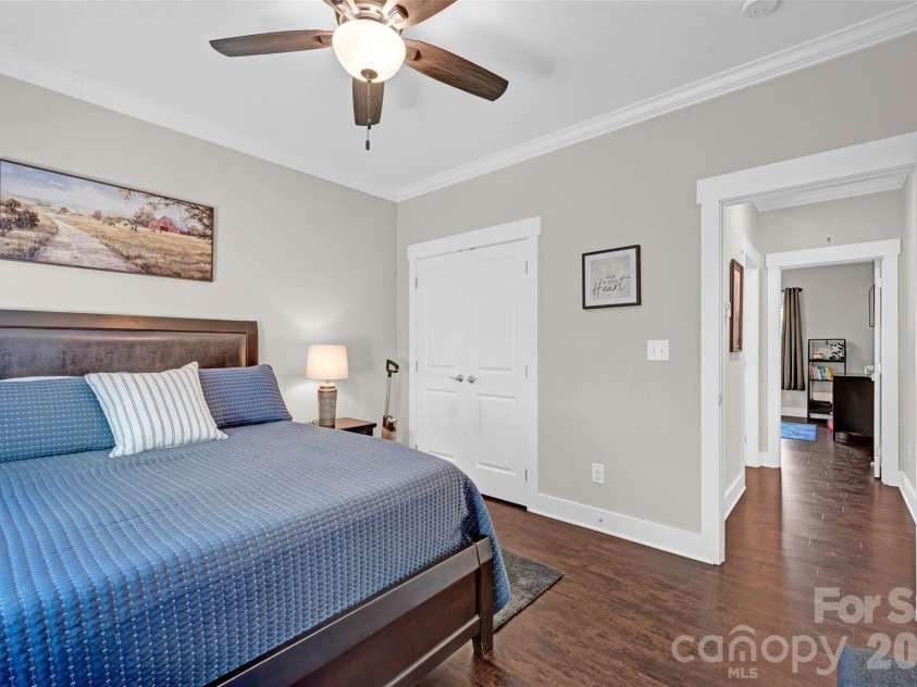 183 Falling Creek Drive, Statesville, NC 28625.  MLS# CAR4375812, YatesRealty ID 20034. 