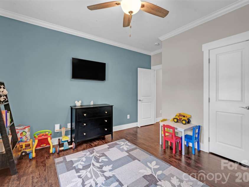 183 Falling Creek Drive, Statesville, NC 28625.  MLS# CAR4375812, YatesRealty ID 20034. 