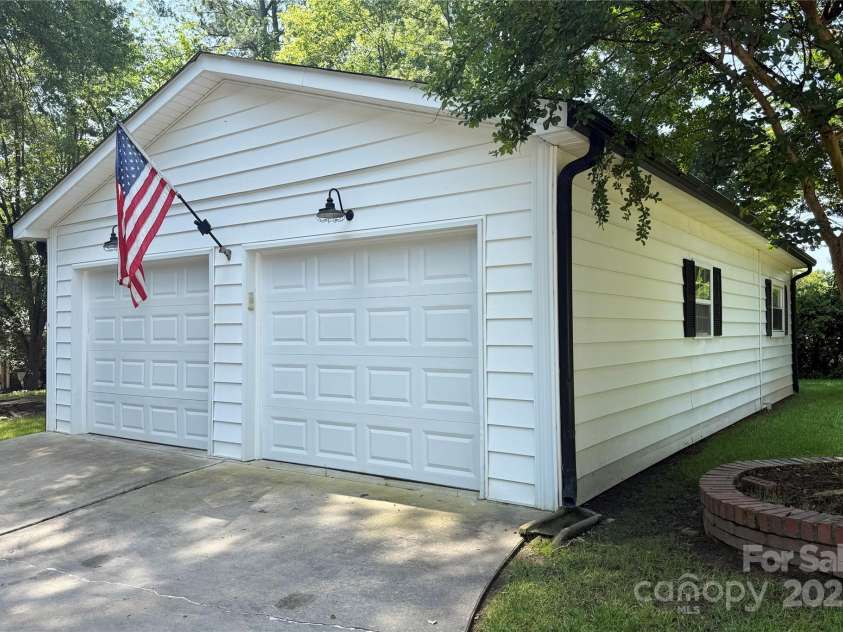 441 Crestside Drive, Concord, NC 28025.  MLS# CAR4269264, YatesRealty ID 20034. 