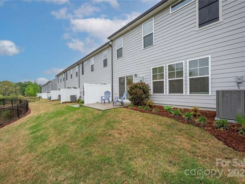 23112 Clarabelle Drive, Charlotte, NC 28273.  MLS# CAR4244219, YatesRealty ID 20035. 