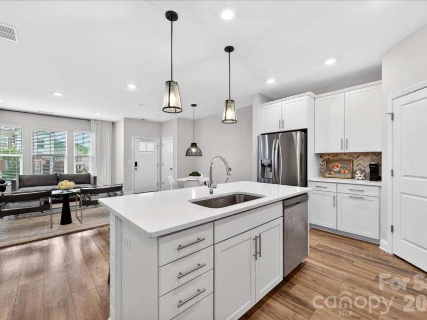 2510 Lydia Avenue, Charlotte, NC 28205.  MLS# CAR4375912, YatesRealty ID 20035. 