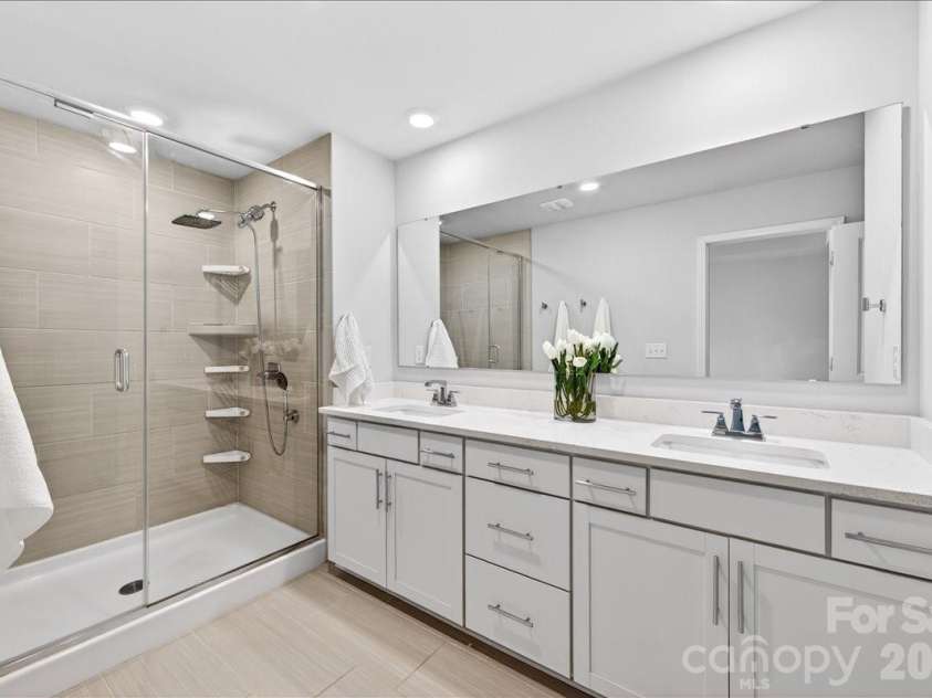 2510 Lydia Avenue, Charlotte, NC 28205.  MLS# CAR4375912, YatesRealty ID 20035. 