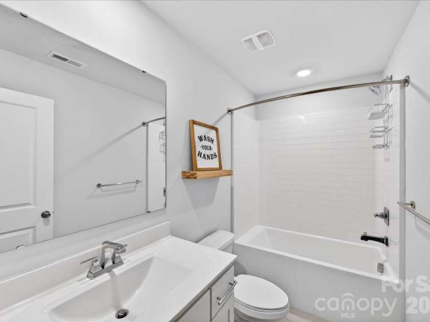 2510 Lydia Avenue, Charlotte, NC 28205.  MLS# CAR4375912, YatesRealty ID 20035. 