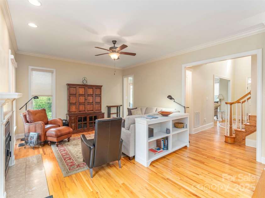 1 Hickory Ridge, Fletcher, NC 28732.  MLS# CAR4270711, YatesRealty ID 20036. 