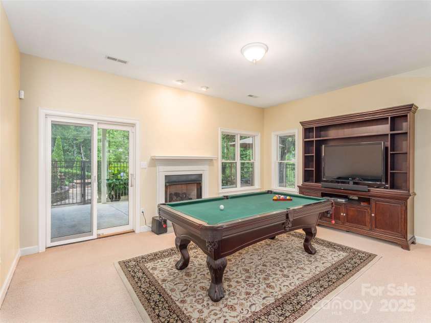 1 Hickory Ridge, Fletcher, NC 28732.  MLS# CAR4270711, YatesRealty ID 20036. 