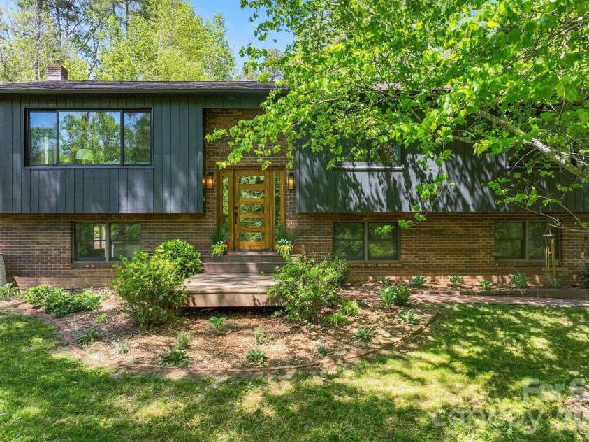 75 High Valley Estates Drive, Alexander, NC 28701.  MLS# CAR4372479, YatesRealty ID 20036. 
