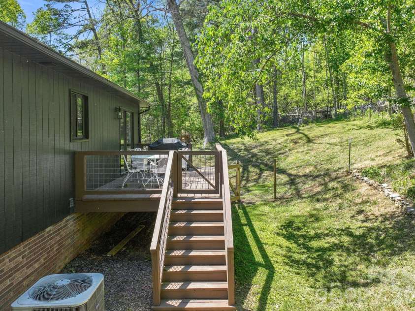 75 High Valley Estates Drive, Alexander, NC 28701.  MLS# CAR4372479, YatesRealty ID 20036. 