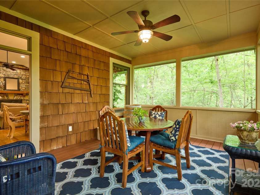 201 Chimney Crossing, Hendersonville, NC 28739.  MLS# CAR4244832, YatesRealty ID 20039. 