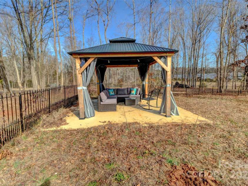 1301 Brandy Lane, Shelby, NC 28152.  MLS# CAR4219165, YatesRealty ID 2004. 