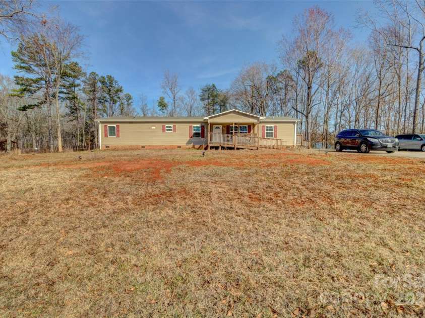 1301 Brandy Lane, Shelby, NC 28152.  MLS# CAR4219165, YatesRealty ID 2004. 