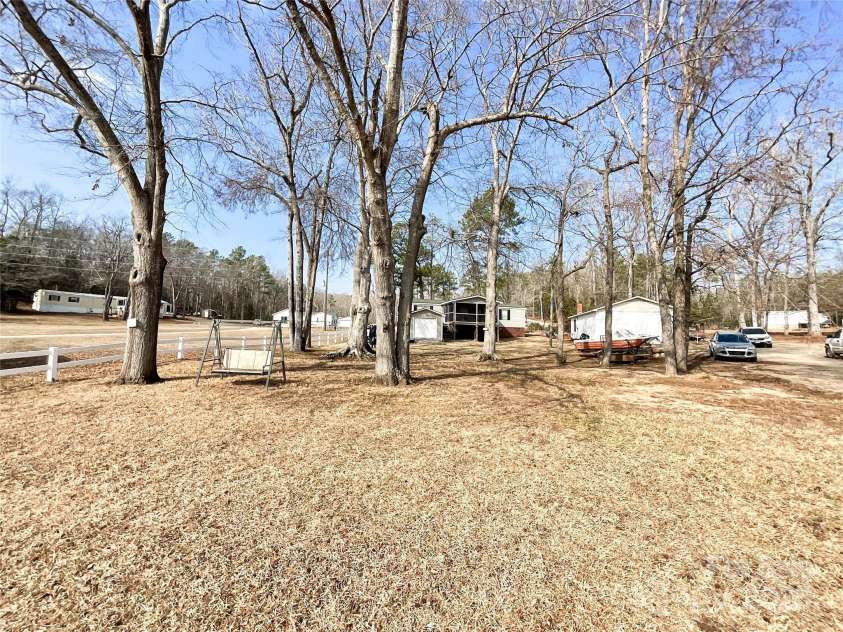 2329 Dolan Lane, Liberty Hill, SC 29074.  MLS# CAR4220837, YatesRealty ID 2004. 