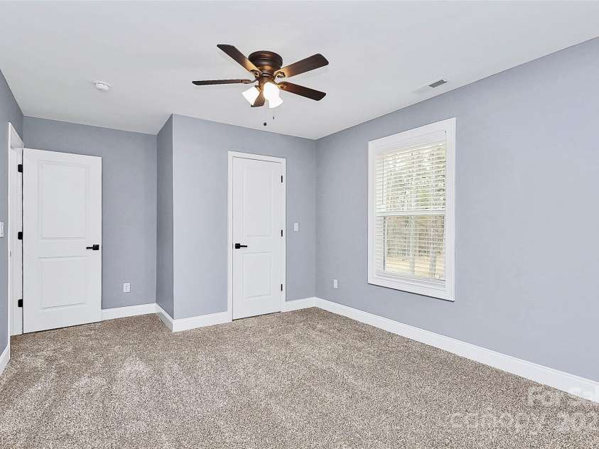 6519 Pargo Road, Charlotte, NC 28216.  MLS# CAR4331228, YatesRealty ID 2004. 