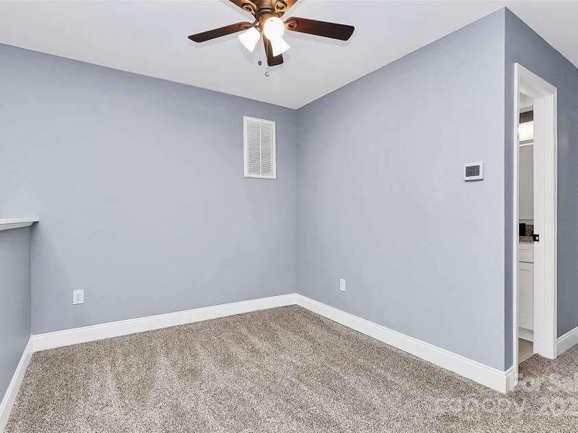 6519 Pargo Road, Charlotte, NC 28216.  MLS# CAR4331228, YatesRealty ID 2004. 