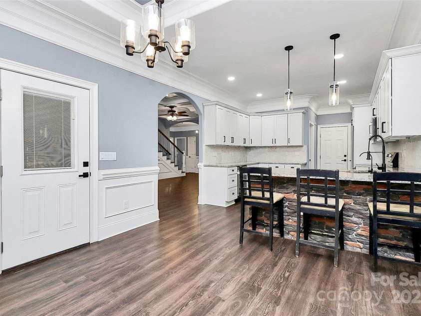 6519 Pargo Road, Charlotte, NC 28216.  MLS# CAR4331228, YatesRealty ID 2004. 