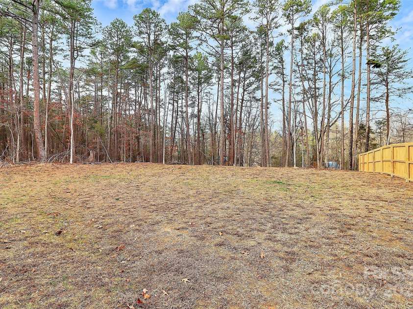 6519 Pargo Road, Charlotte, NC 28216.  MLS# CAR4331228, YatesRealty ID 2004. 