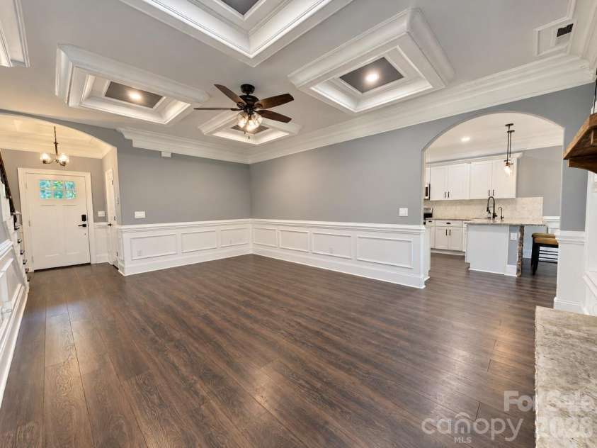 6519 Pargo Road, Charlotte, NC 28216.  MLS# CAR4433799, YatesRealty ID 2004. 