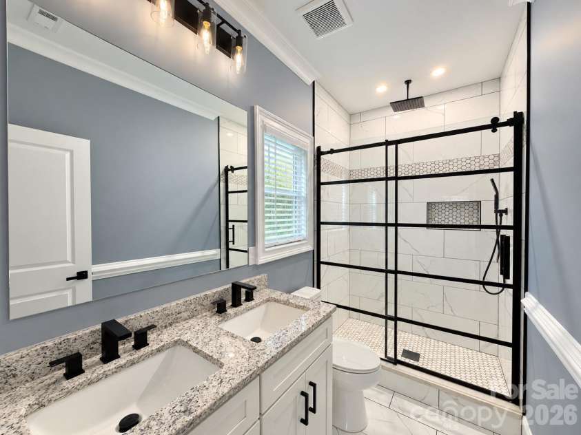 6519 Pargo Road, Charlotte, NC 28216.  MLS# CAR4433799, YatesRealty ID 2004. 