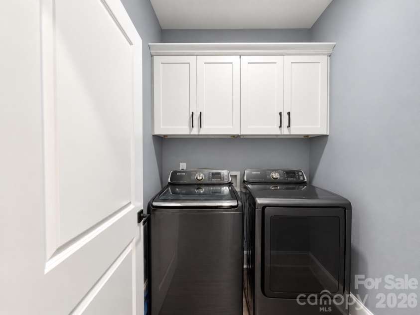 6519 Pargo Road, Charlotte, NC 28216.  MLS# CAR4433799, YatesRealty ID 2004. 