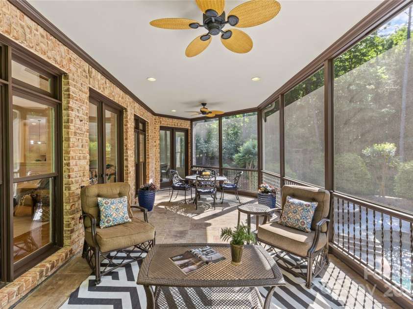 1009 Seminole Drive, Waxhaw, NC 28173.  MLS# CAR4253170, YatesRealty ID 20041. 