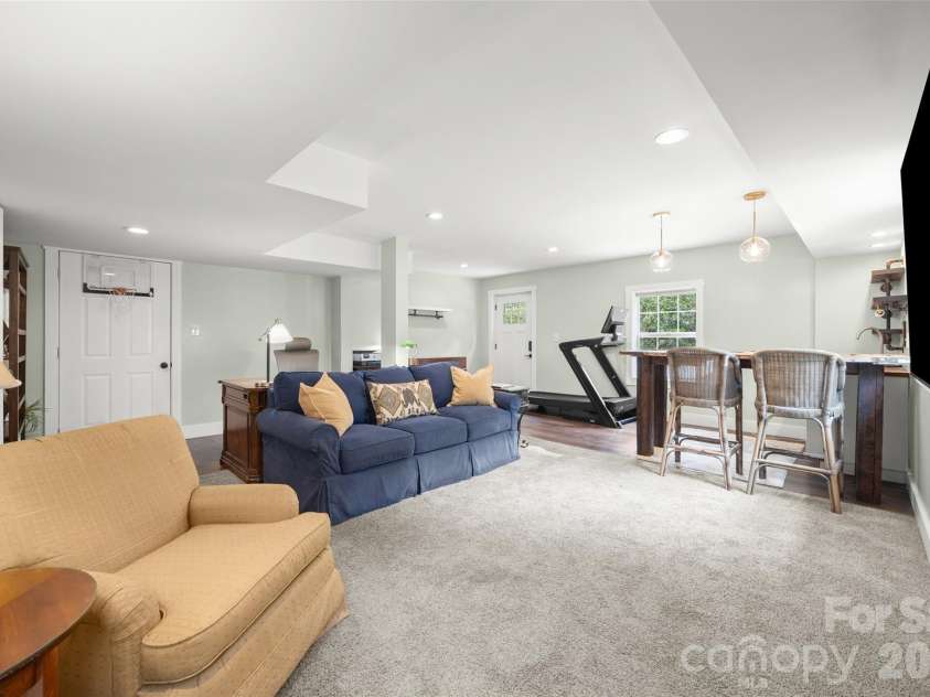504 Fairway Drive, Fort Mill, SC 29715.  MLS# CAR4377478, YatesRealty ID 20041. 