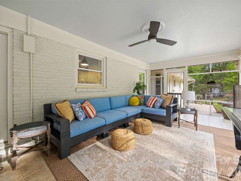 504 Fairway Drive, Fort Mill, SC 29715.  MLS# CAR4377478, YatesRealty ID 20041. 