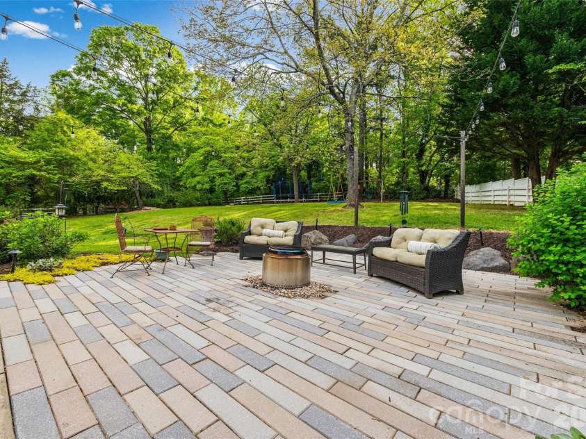 504 Fairway Drive, Fort Mill, SC 29715.  MLS# CAR4377478, YatesRealty ID 20041. 