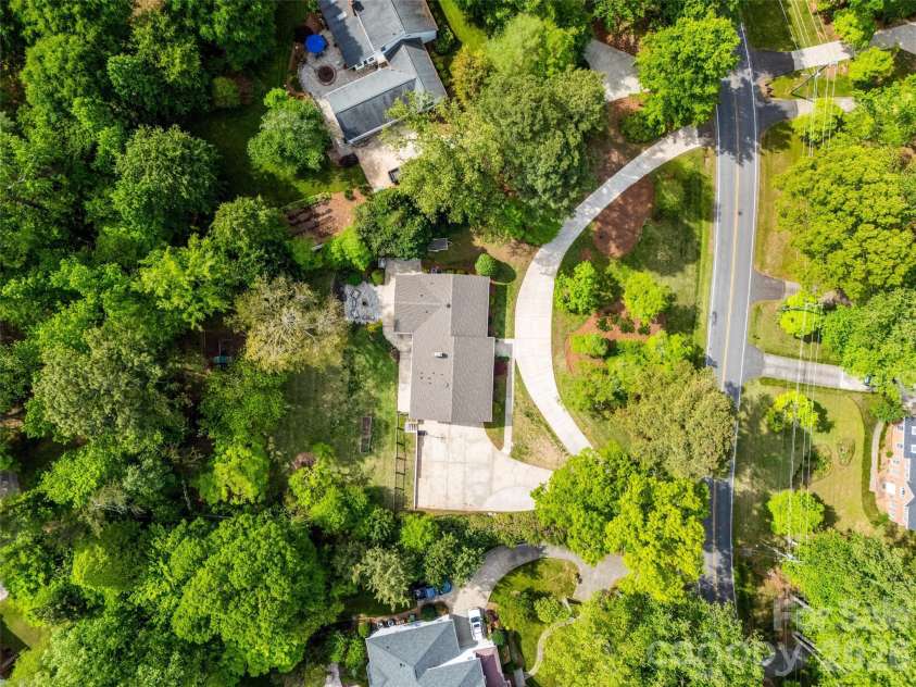 504 Fairway Drive, Fort Mill, SC 29715.  MLS# CAR4377478, YatesRealty ID 20041. 