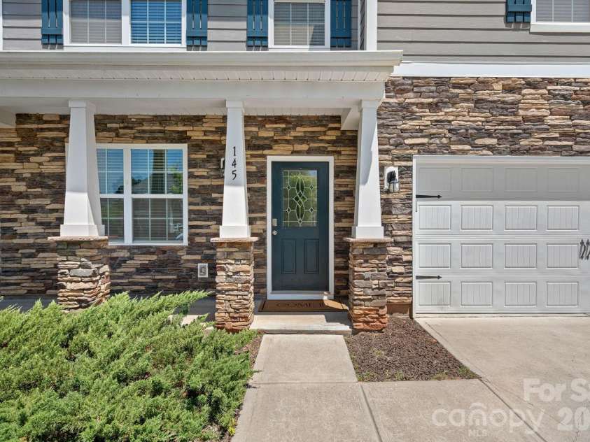 145 Cherry Birch Street, Mooresville, NC 28117.  MLS# CAR4376597, YatesRealty ID 20042. 