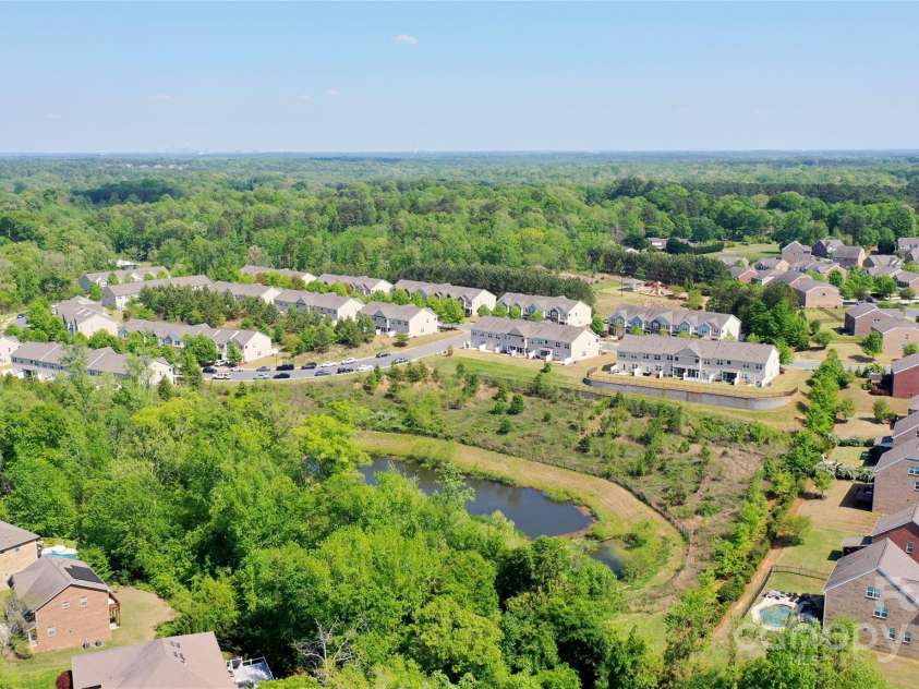 2752 Sawbridge Lane, Gastonia, NC 28056.  MLS# CAR4249063, YatesRealty ID 20043. 