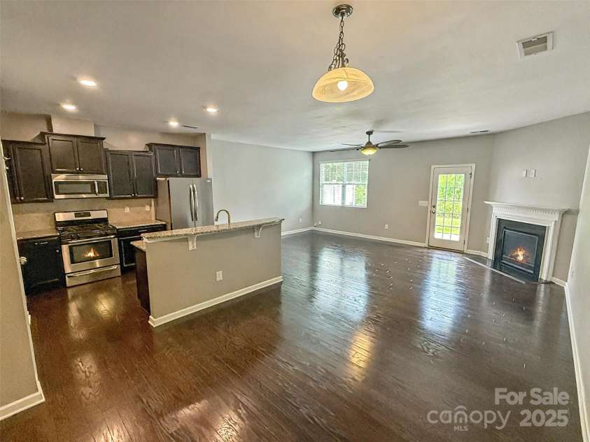 2752 Sawbridge Lane, Gastonia, NC 28056.  MLS# CAR4249063, YatesRealty ID 20043. 