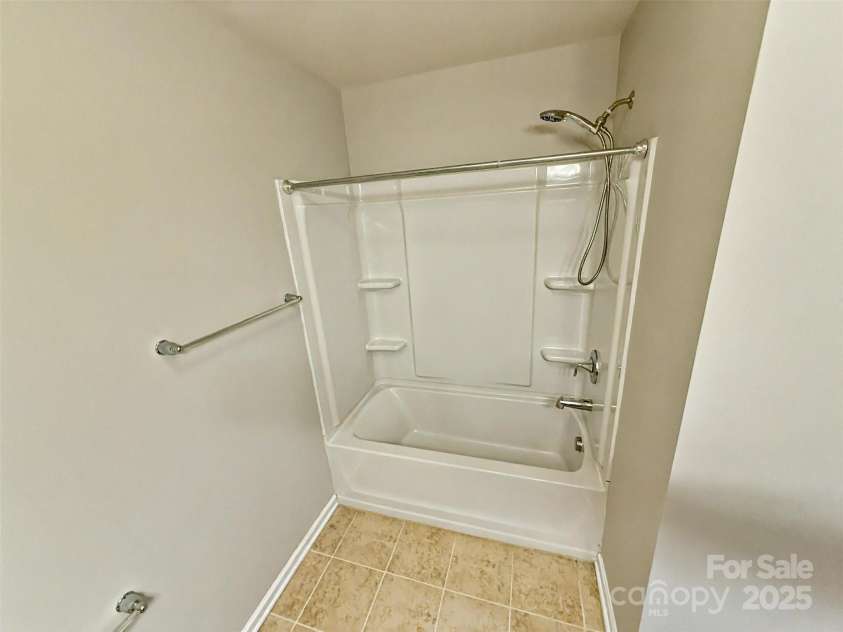 2752 Sawbridge Lane, Gastonia, NC 28056.  MLS# CAR4249063, YatesRealty ID 20043. Guest Bathroom