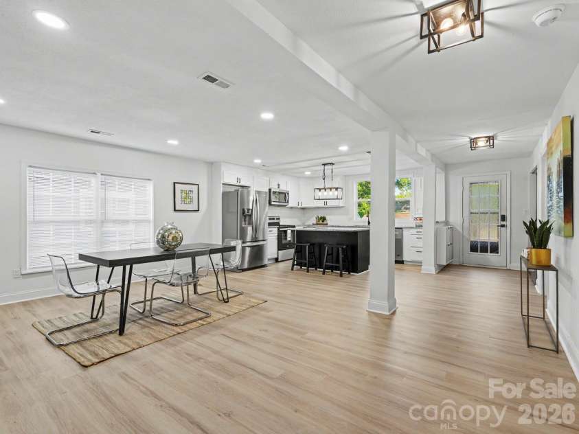 607 Old Charlotte Road, Concord, NC 28027.  MLS# CAR4397719, YatesRealty ID 20044. 