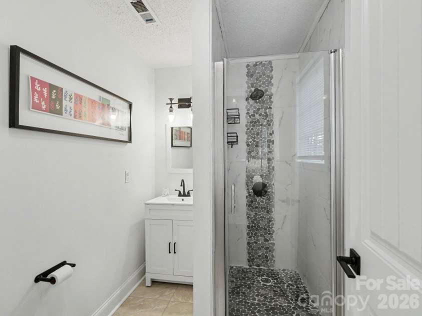 607 Old Charlotte Road, Concord, NC 28027.  MLS# CAR4397719, YatesRealty ID 20044. 
