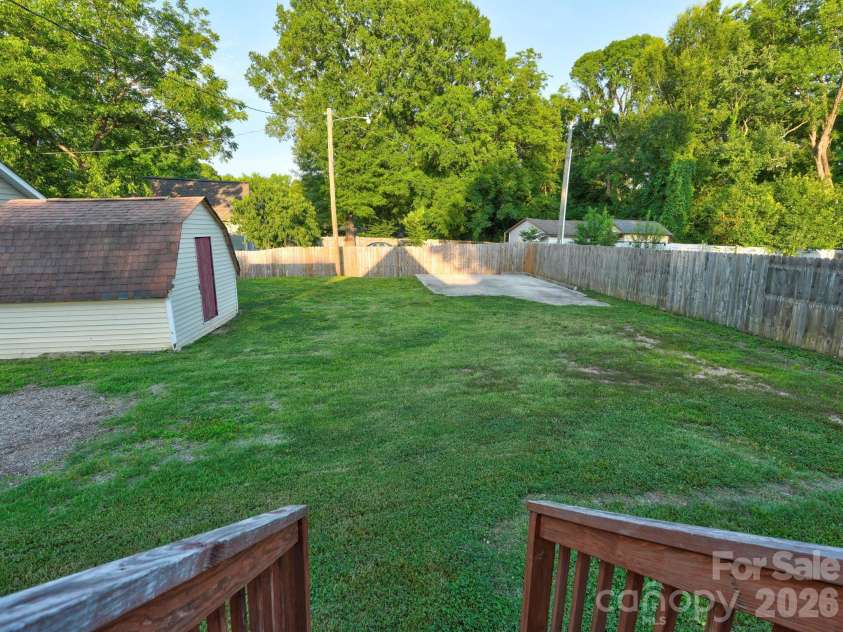 607 Old Charlotte Road, Concord, NC 28027.  MLS# CAR4397719, YatesRealty ID 20044. 
