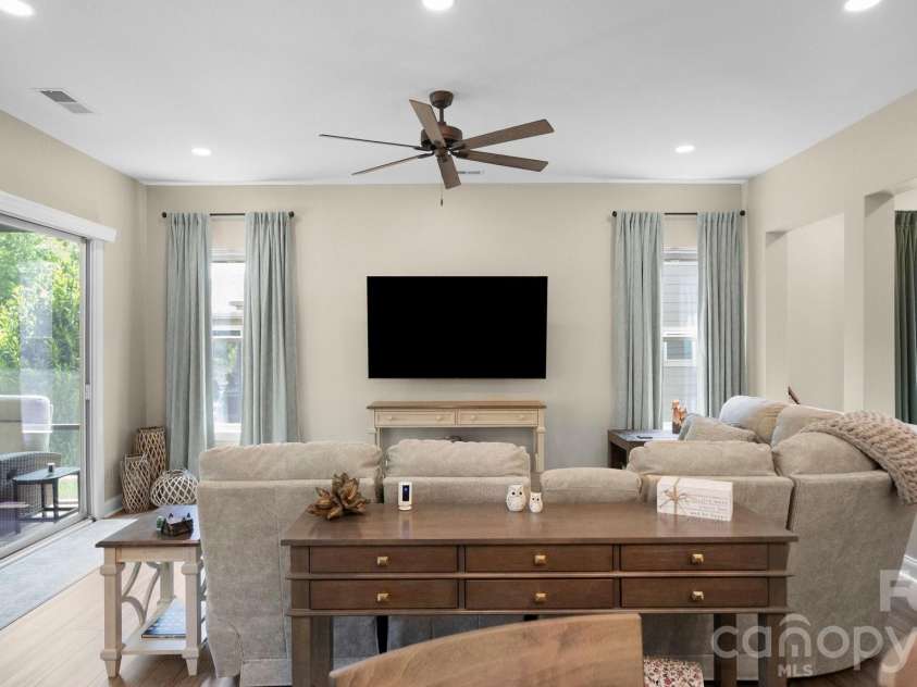 131 Chimney Rock Court, Denver, NC 28037.  MLS# CAR4377424, YatesRealty ID 20045. 