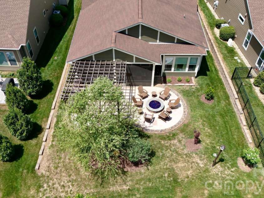 131 Chimney Rock Court, Denver, NC 28037.  MLS# CAR4377424, YatesRealty ID 20045. 