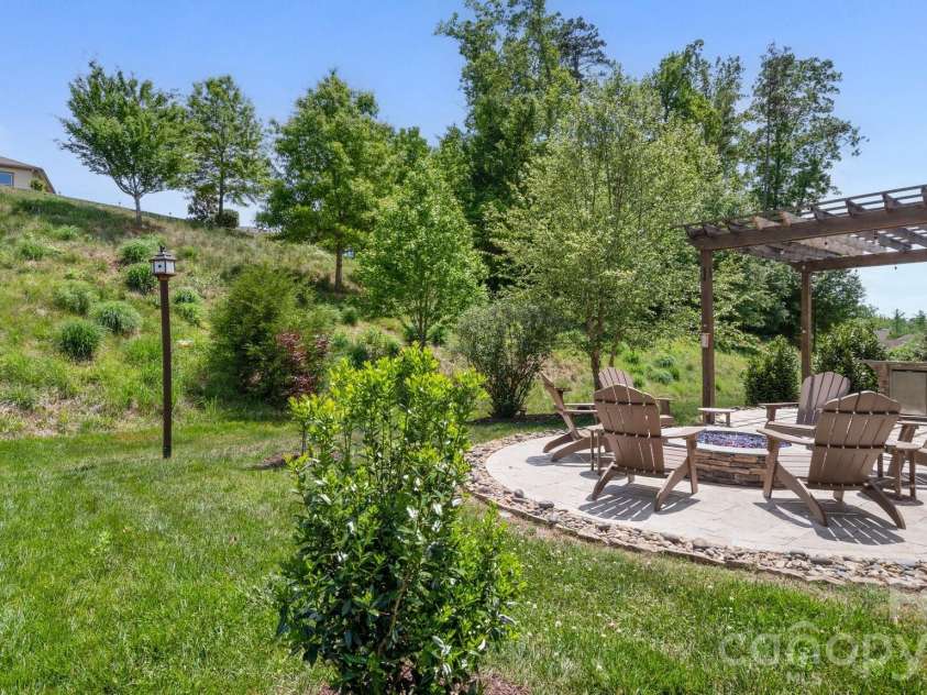 131 Chimney Rock Court, Denver, NC 28037.  MLS# CAR4377424, YatesRealty ID 20045. 
