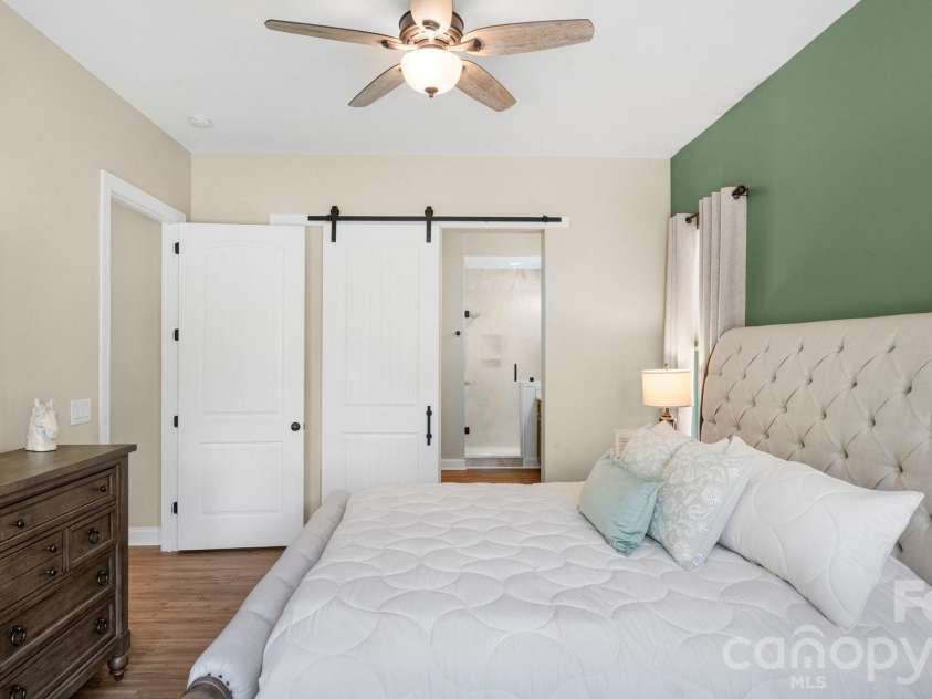 131 Chimney Rock Court, Denver, NC 28037.  MLS# CAR4377424, YatesRealty ID 20045. 