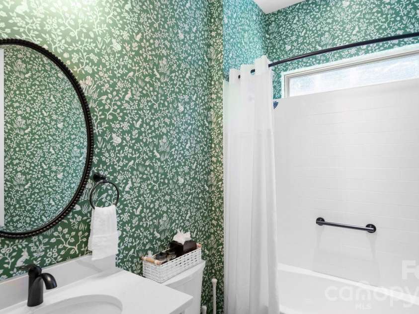 131 Chimney Rock Court, Denver, NC 28037.  MLS# CAR4377424, YatesRealty ID 20045. 