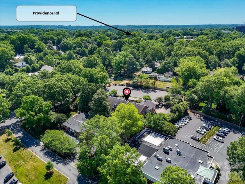 1014 Queens Road, Charlotte, NC 28207.  MLS# CAR4374904, YatesRealty ID 20046. 